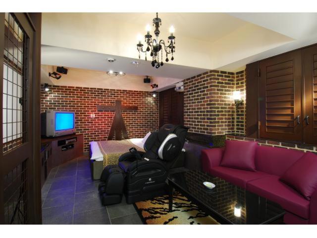 Hotel Shasha Toyonaka (Adults Only) Bagian luar foto
